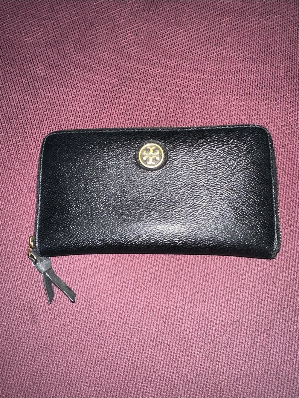 Tory Burch Black Leather Zip Wallet